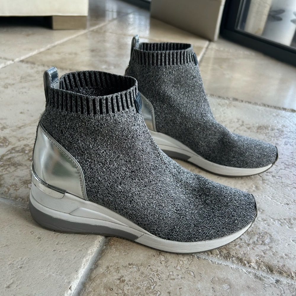 MICHAEL KORS
Skyler Stretch-Knit Sock Sneaker